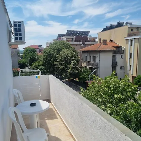 Гостьовий будинок Trakia Приморсько