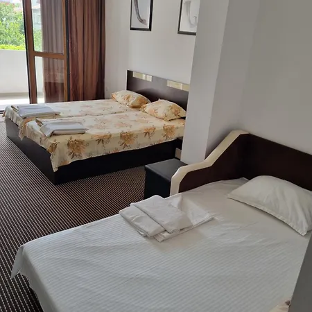 Гостьовий будинок Trakia Приморсько