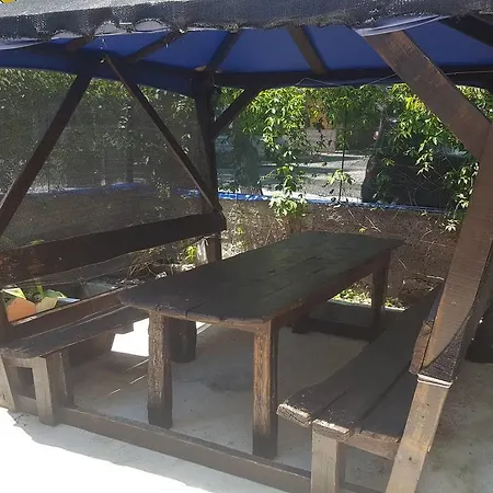 Trakia Гостьовий будинок