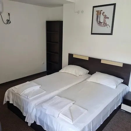 Trakia Guest house *
